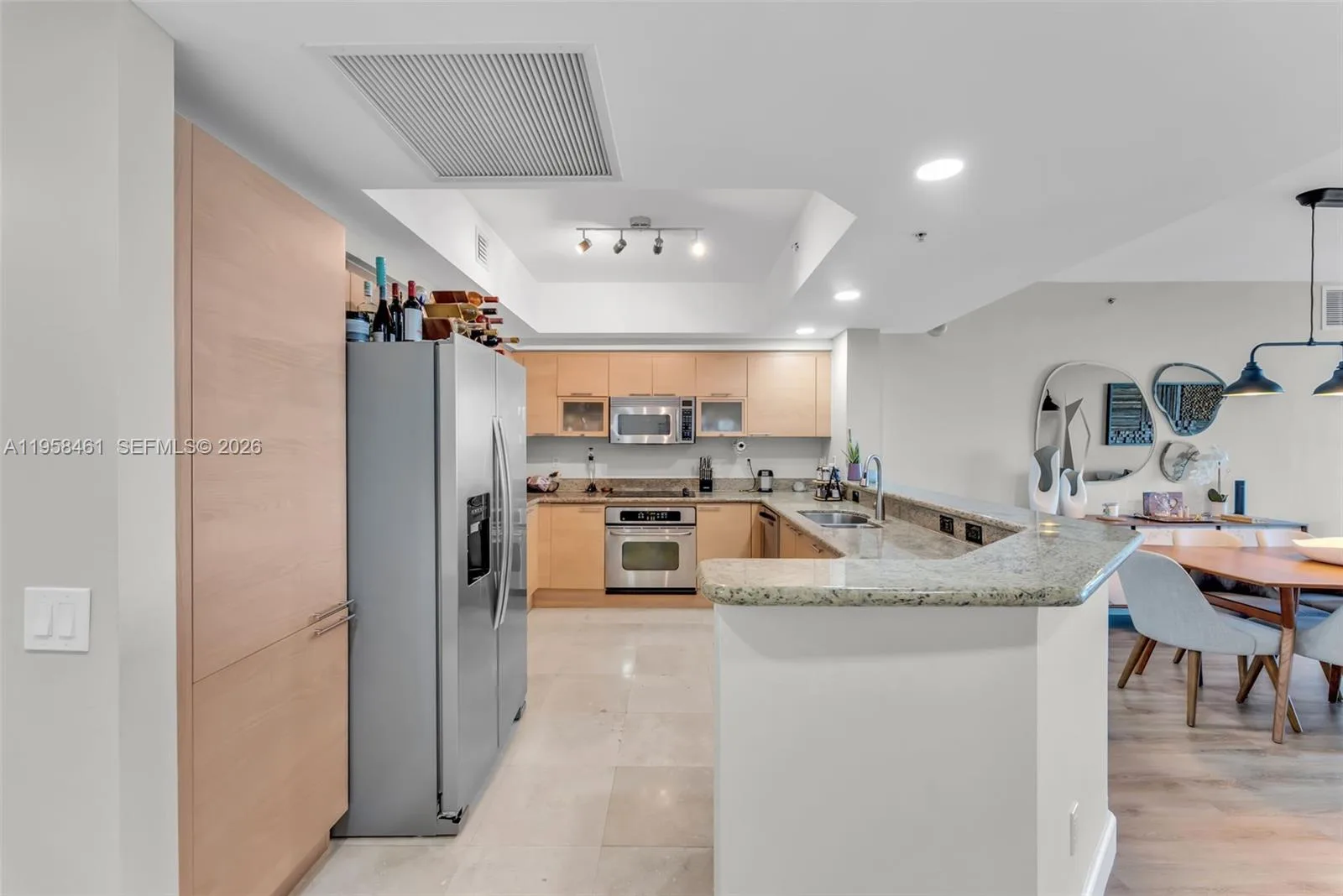 14951 Royal Oaks Ln # 2201, North Miami, FL 33181 photo 11