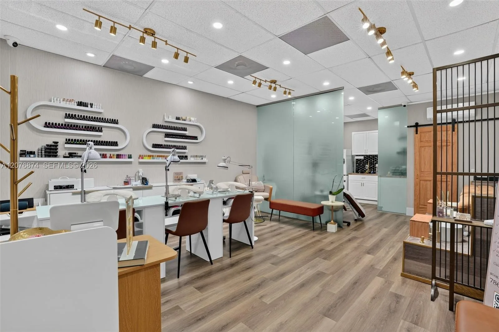 Nail Salon for Sale in in Westchester, Miami, FL 33155