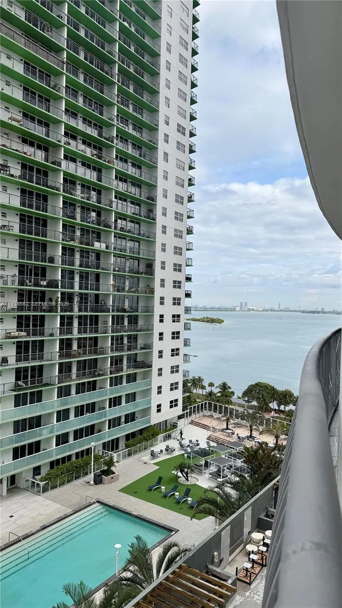 1750 N Bayshore Dr # 1711, Miami, FL 33132 photo 4