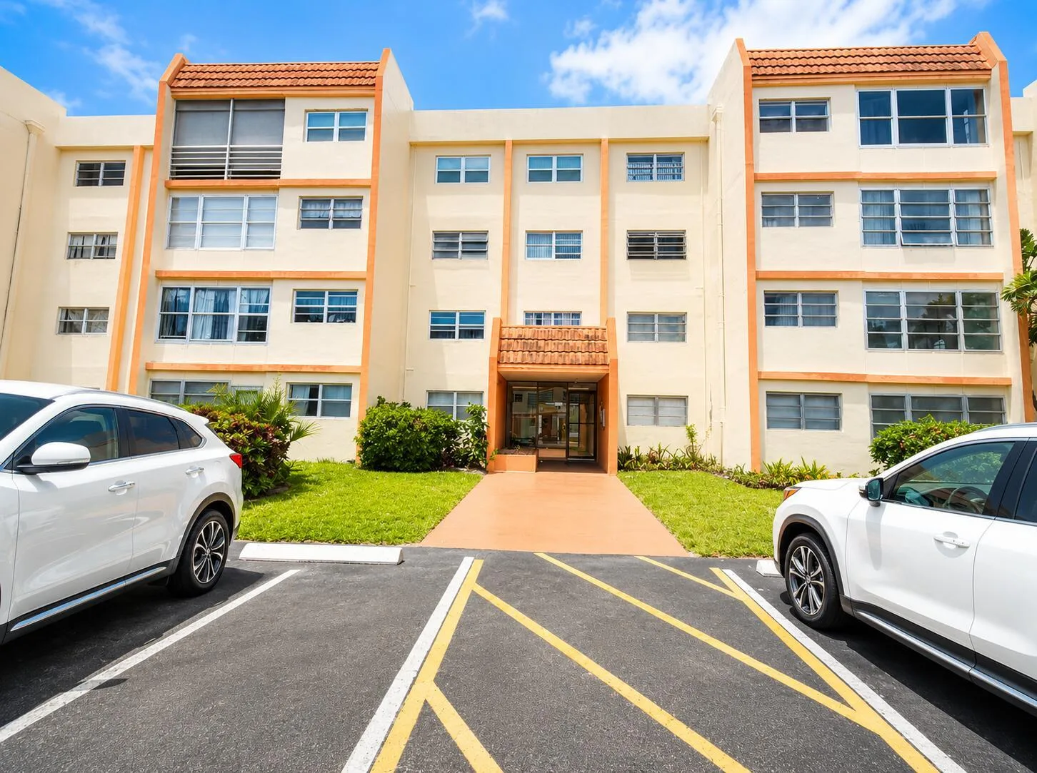 2551 NW 41st Avenue # 406, Lauderhill, FL 33313 photo 3