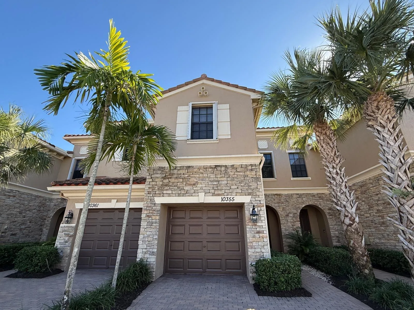 10355 Wellington Parc Drive, Wellington, FL 33449