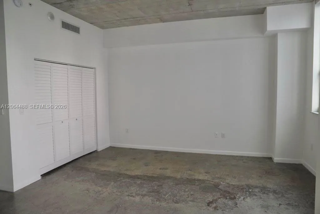 133 NE 2nd Ave # 2309, Miami, FL 33132 photo 9