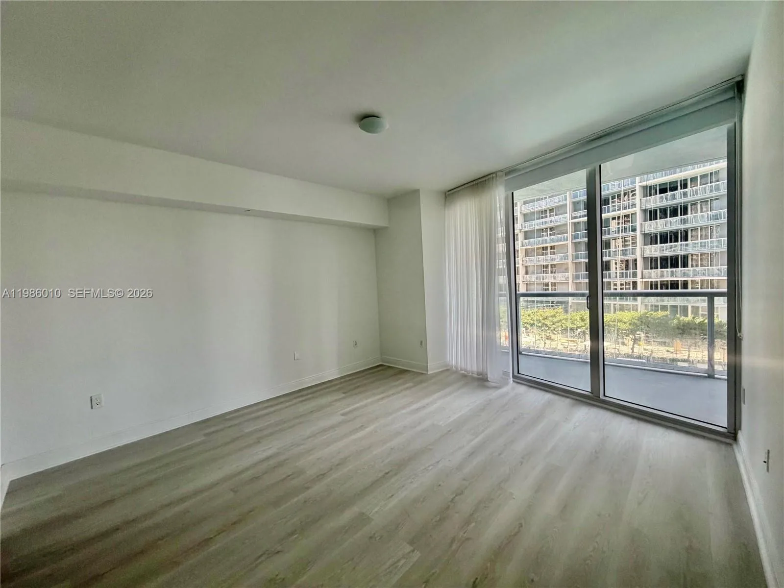 475 Brickell Ave # 1711, Miami, FL 33131 photo 12