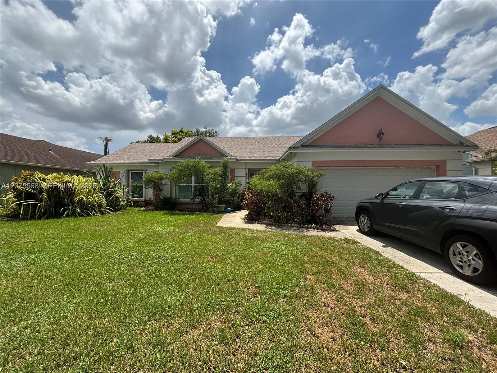 9510 Ashley Dr, Miramar, FL 33025