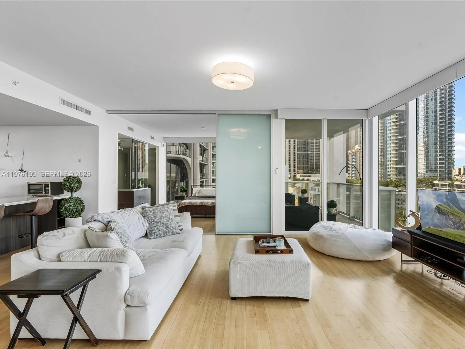1040 Biscayne Blvd # 1107, Miami, FL 33132 photo 5