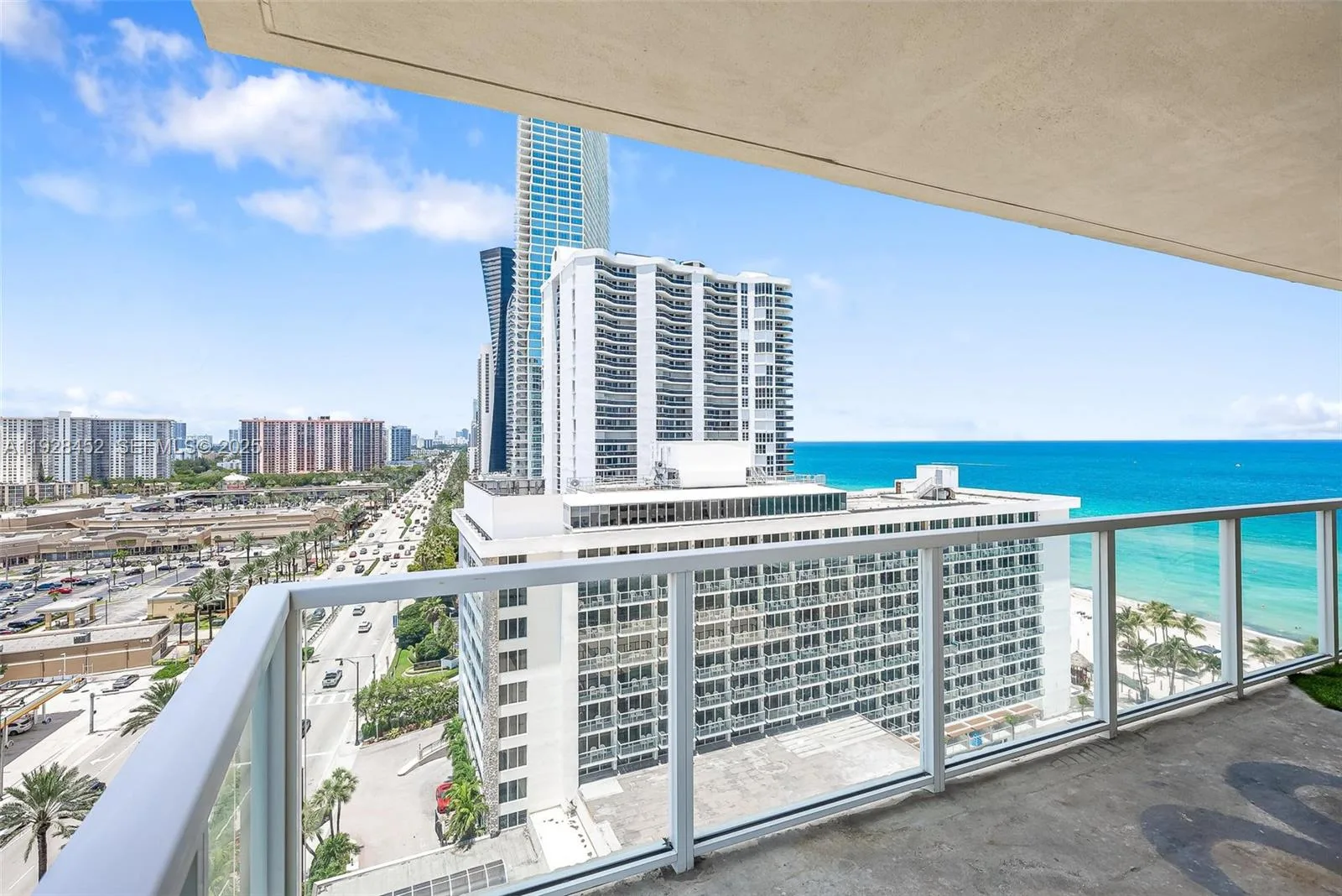 16699 Collins Ave # 1507, Sunny Isles Beach, FL 33160 photo 3