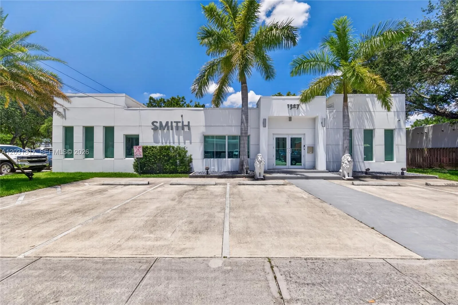 1327 SE 2nd Ave, Fort Lauderdale, FL 33316