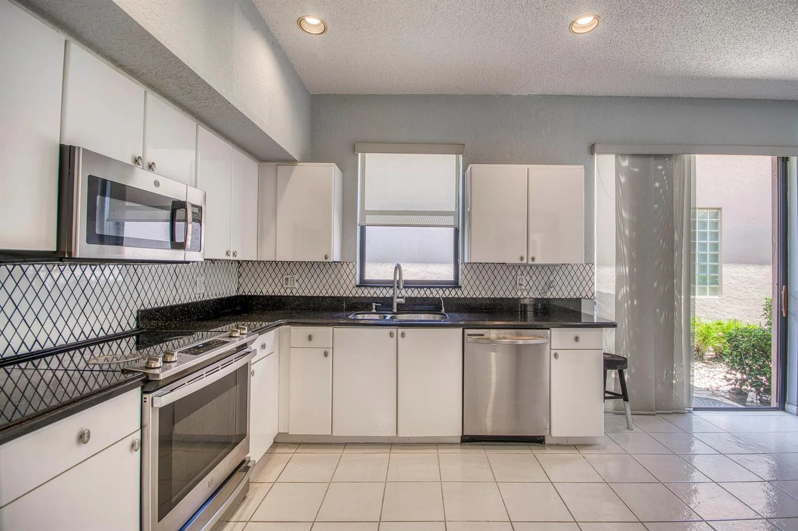 4557 Barclay Fair Way, Lake Worth, FL 33449 photo 13