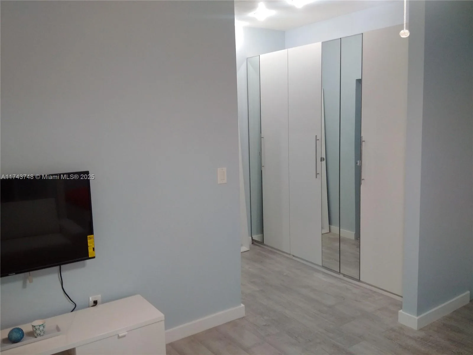 1525 Meridian Ave # 104, Miami Beach, FL 33139 photo 12