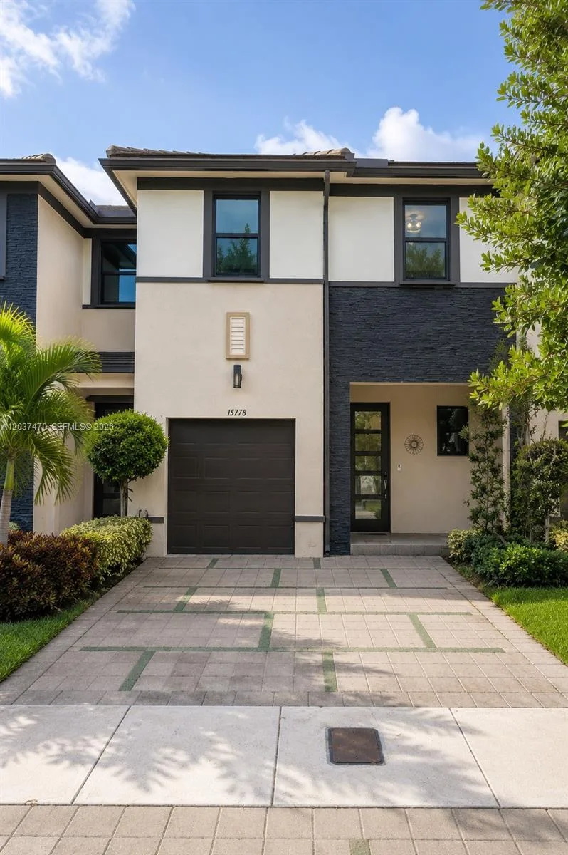 15778 NW 91st Ct # 15778, Miami Lakes, FL 33018