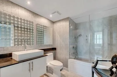 31 SE 5th St # 2609, Miami, FL 33131 photo 12