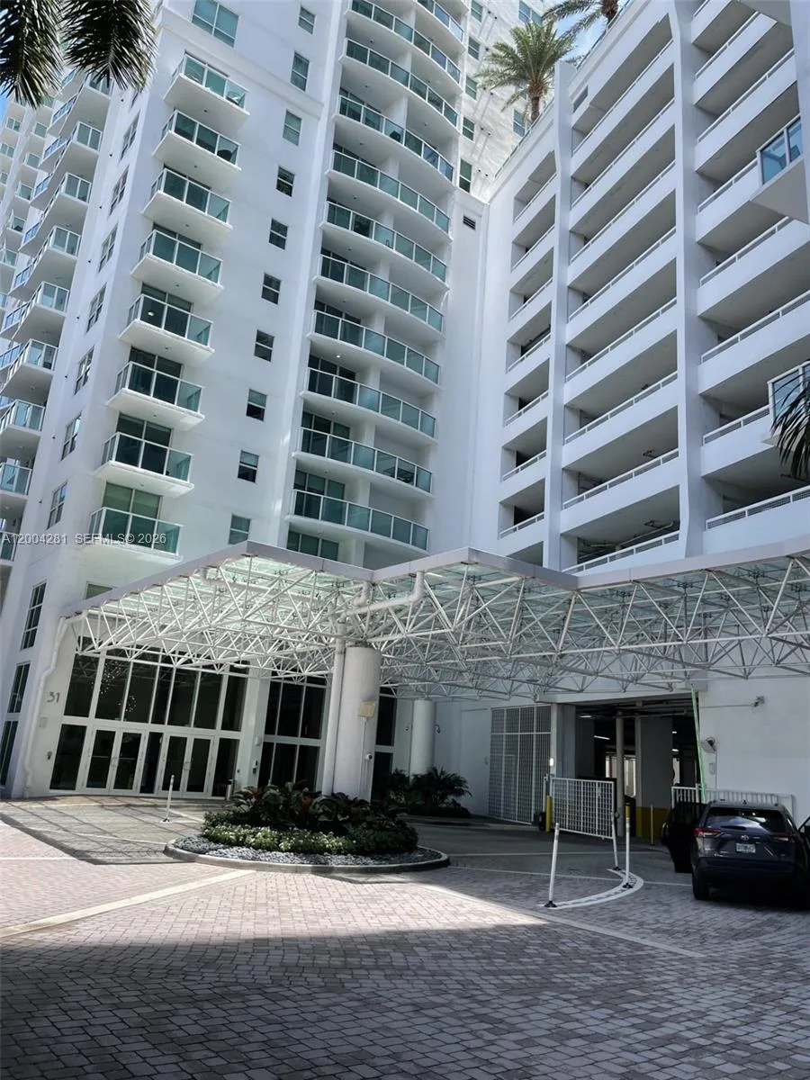 41 SE 5th St # 1614, Miami, FL 33131