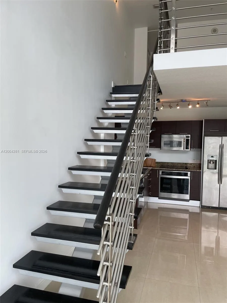 41 SE 5th St # 1614, Miami, FL 33131 photo 9