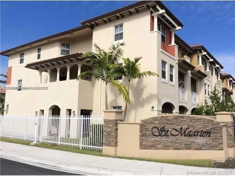 8900 NW 97th Ave # 212, Doral, FL 33178
