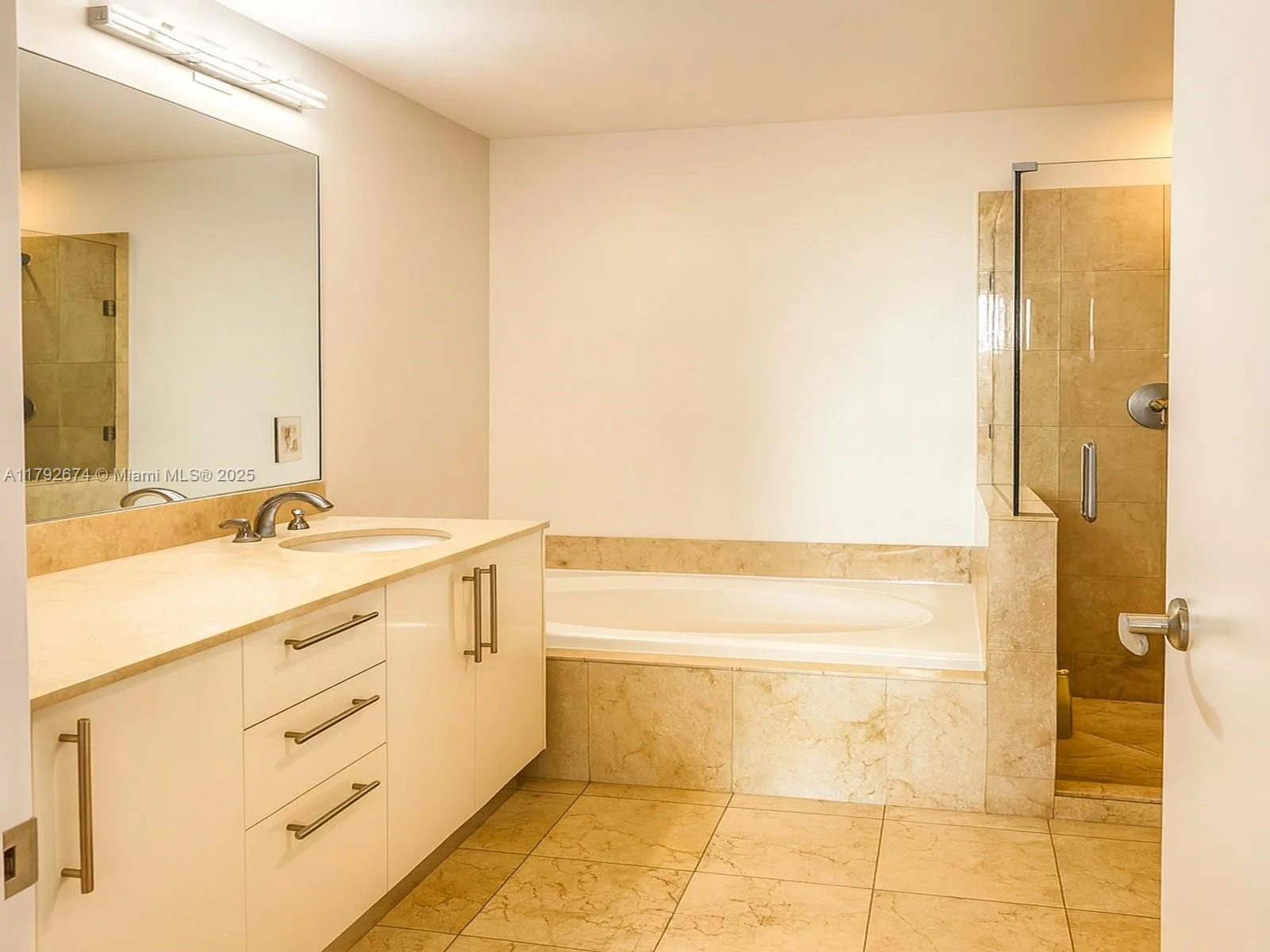 3330 NE 190th St # 716, Aventura, FL 33180 photo 9
