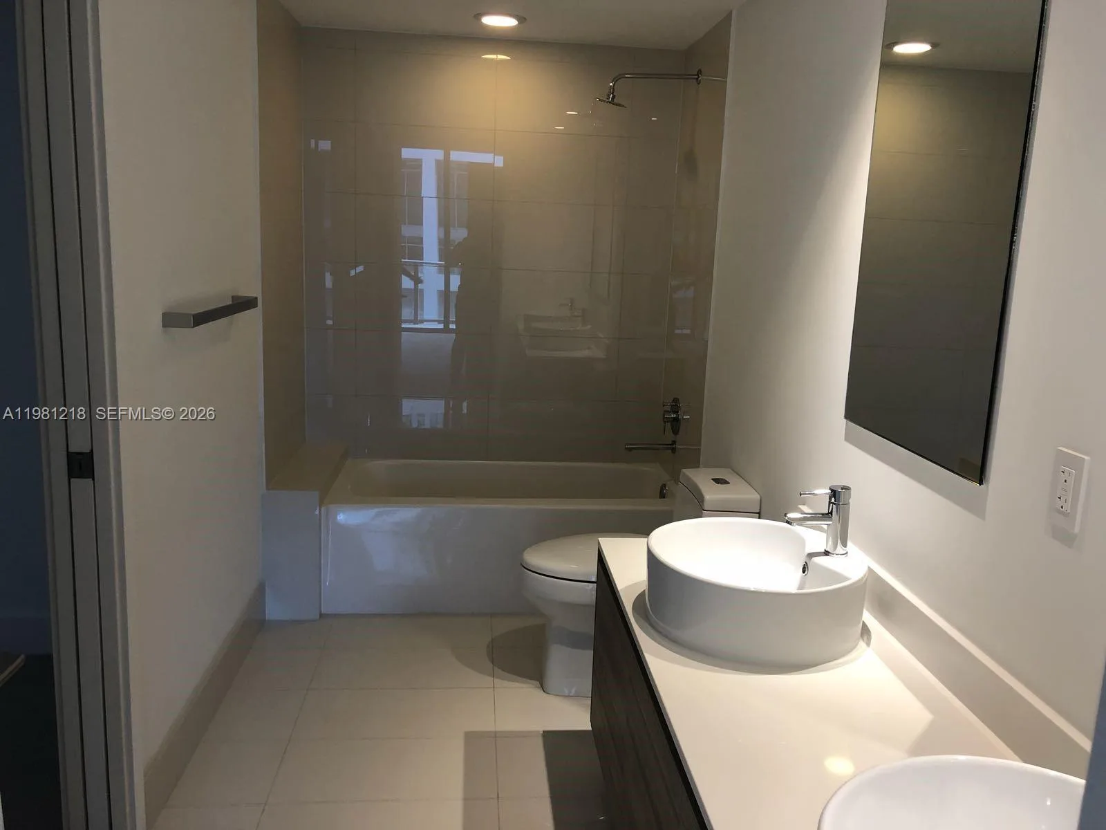 3401 NE 1 AV # L502, Miami, FL 33137 photo 3