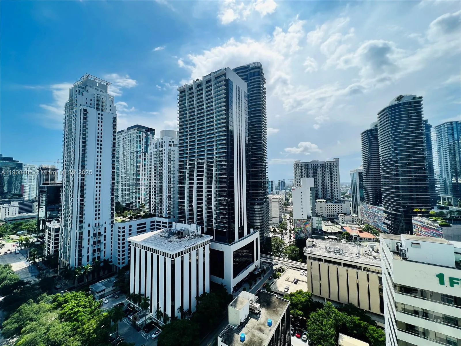 951 Brickell Ave # 2407, Miami, FL 33131