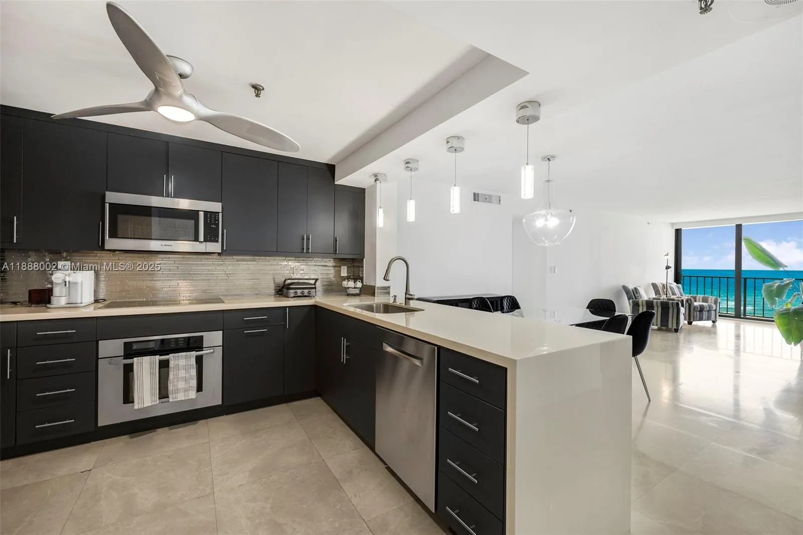 2625 Collins Ave # 907, Miami Beach, FL 33140 photo 2