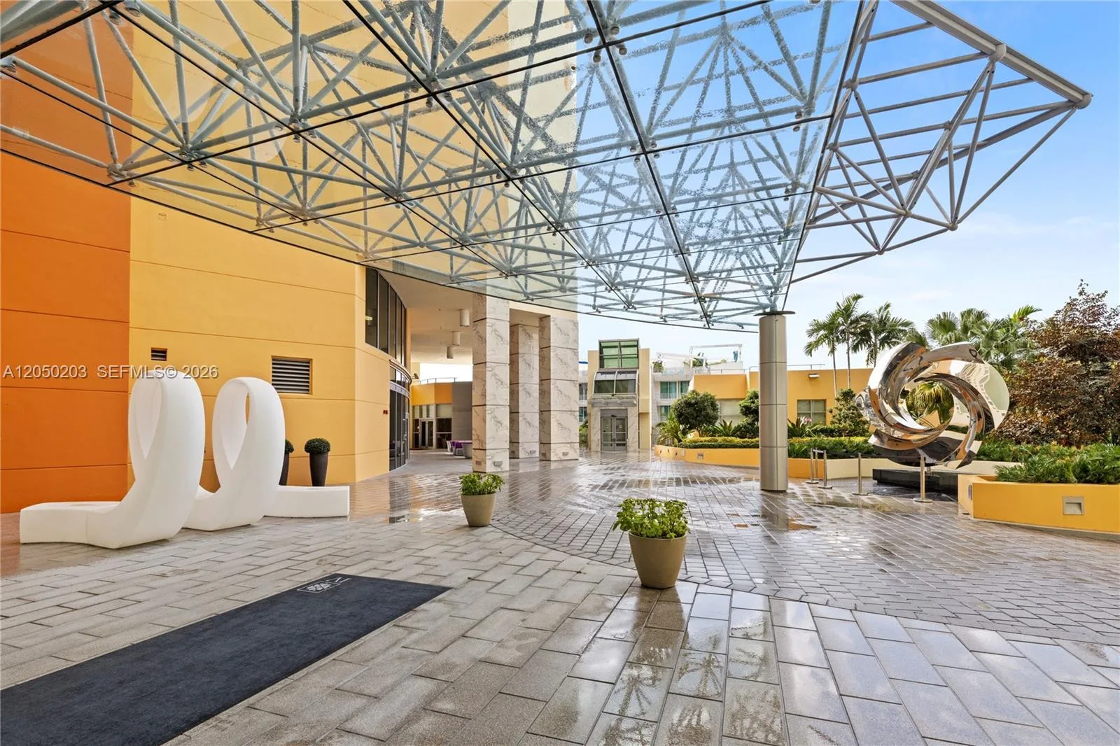 1455 Ocean Dr # 1009, Miami Beach, FL 33139 photo 2