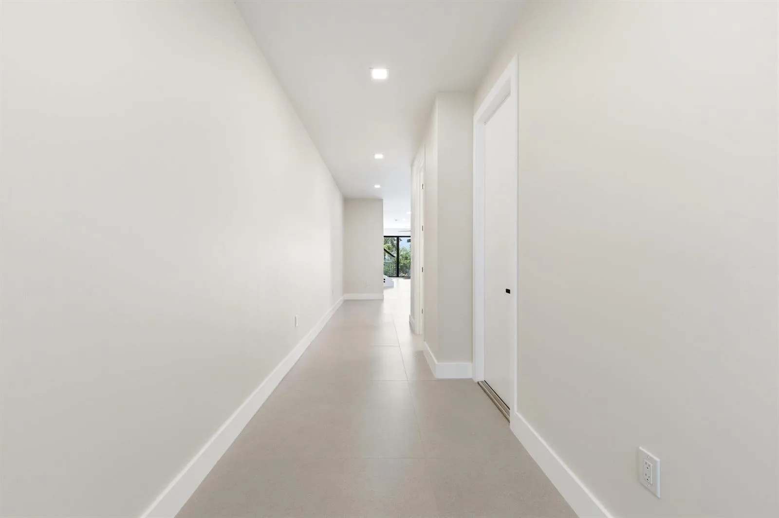 821 SW 1st Street, Fort Lauderdale, FL 33312 photo 7