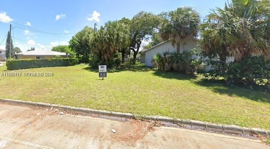 8 NW 8th Ct, Fort Lauderdale, FL 33311 photo 11