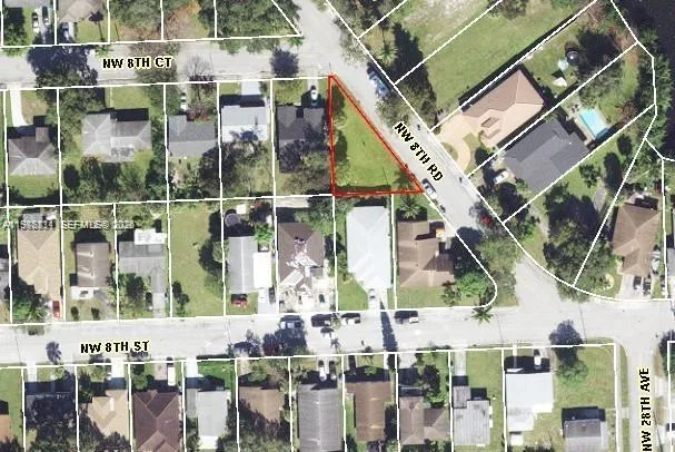8 NW 8th Ct, Fort Lauderdale, FL 33311 photo 4