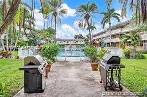 141 NE 10th Ave # 29B, Hallandale Beach, FL 33009 photo 5
