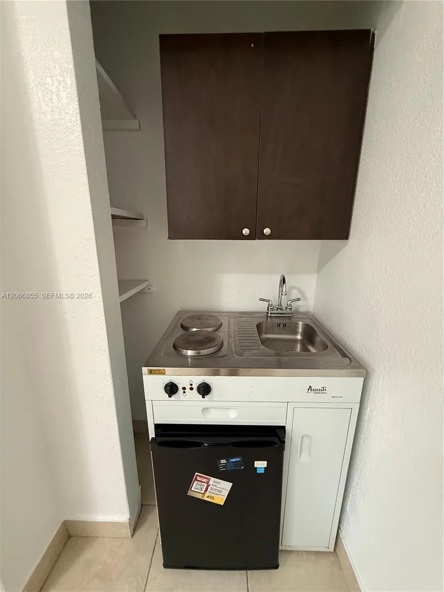 1255 SW 6th St # 1, Miami, FL 33135 — zdjęcie 3