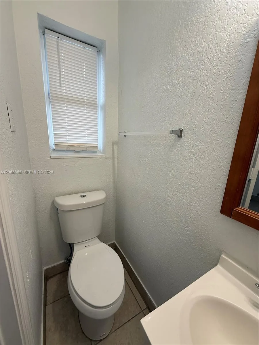 1255 SW 6th St # 1, Miami, FL 33135 — zdjęcie 4