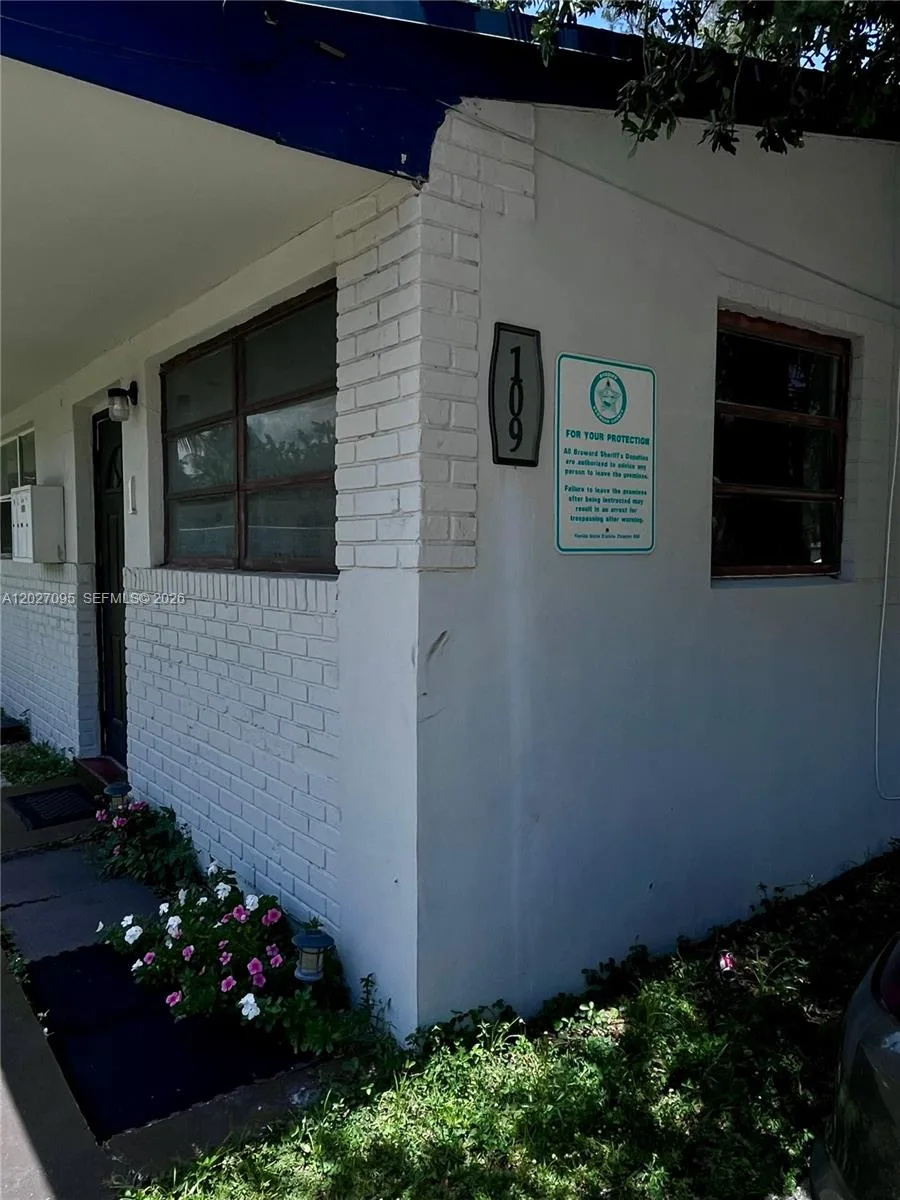 109 NW 14th Way # 3, Dania Beach, FL 33004