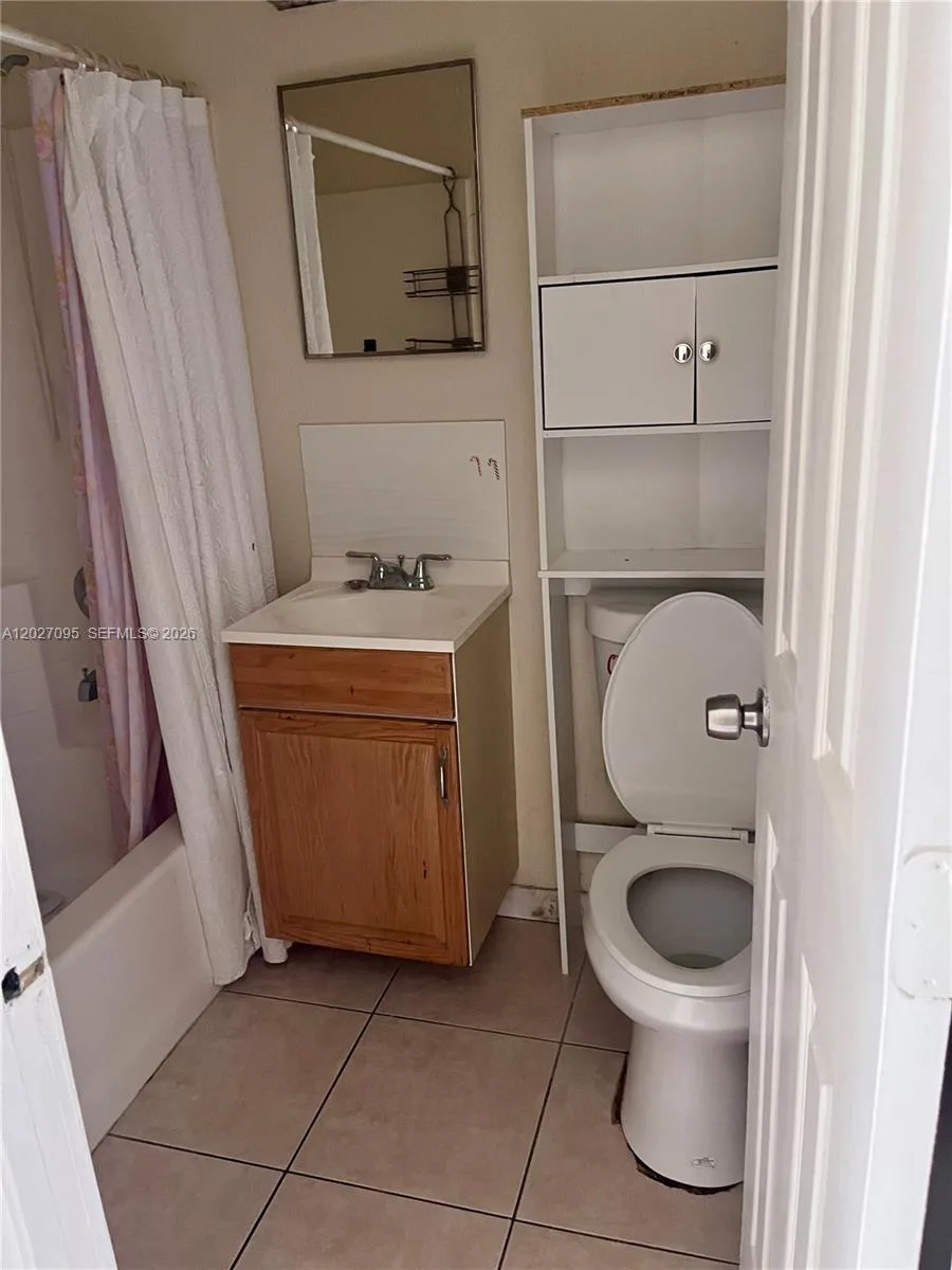 109 NW 14th Way # 3, Dania Beach, FL 33004 photo 3