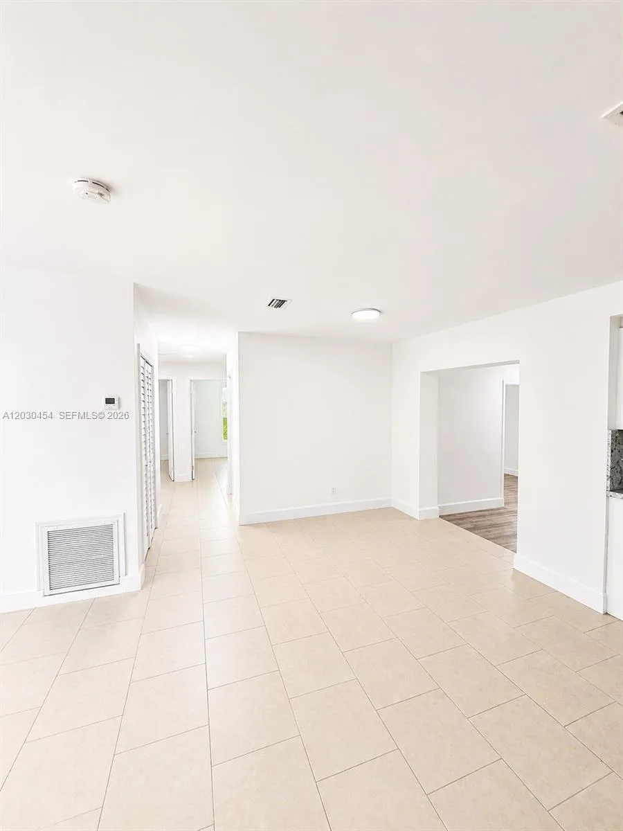 20600 SW 118th Pl, Miami, FL 33177 photo 3