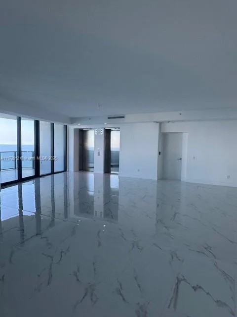 18555 Collins Ave # 2905, Sunny Isles Beach, FL 33160 photo 11