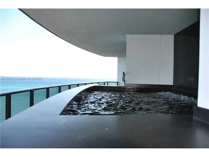 18555 Collins Ave # 2905, Sunny Isles Beach, FL 33160 photo 6