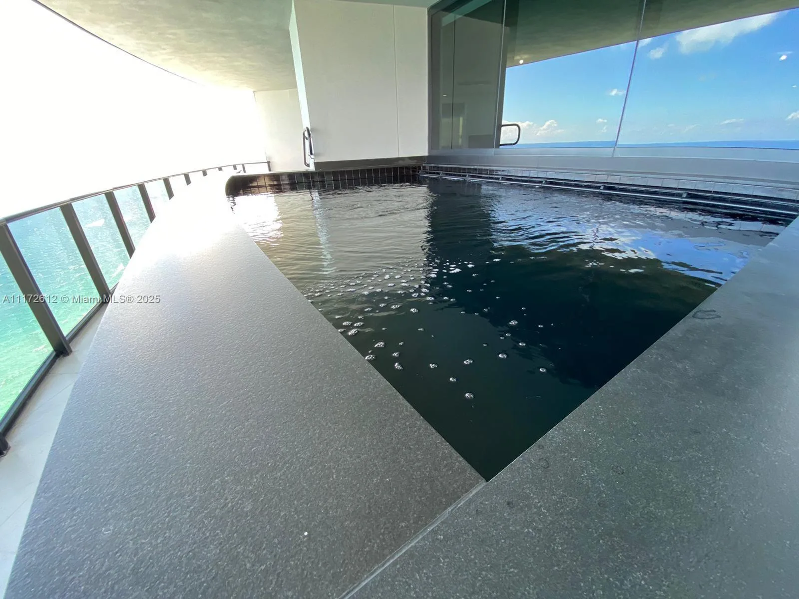 18555 Collins Ave # 2905, Sunny Isles Beach, FL 33160 photo 7