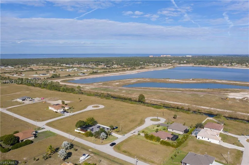 3923 NW 33RD PL, Cape Coral, FL 33993 photo 6