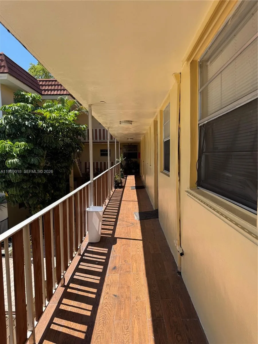 13655 NE 10th Ave # 208, North Miami, FL 33161 photo 2