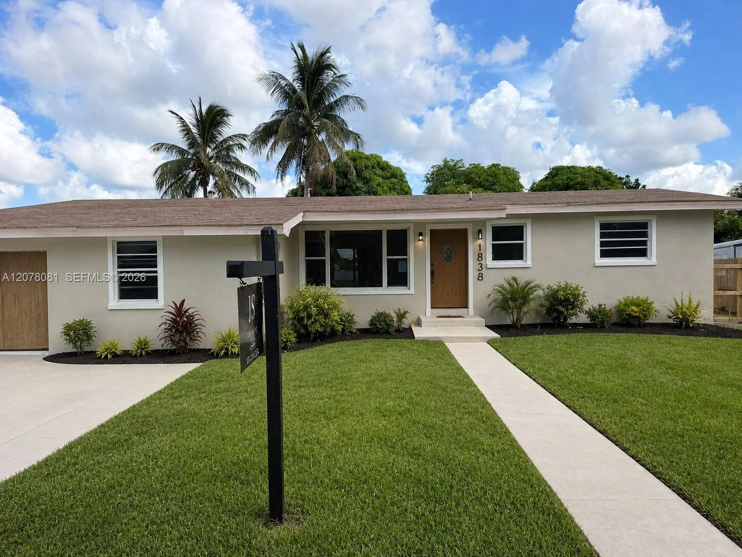 1115 W 51st Pl, Hialeah, FL 33012