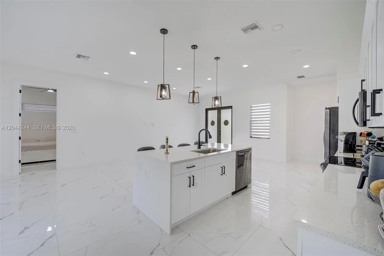 7834 14TH PL, La Belle, FL 33935 — zdjęcie 5