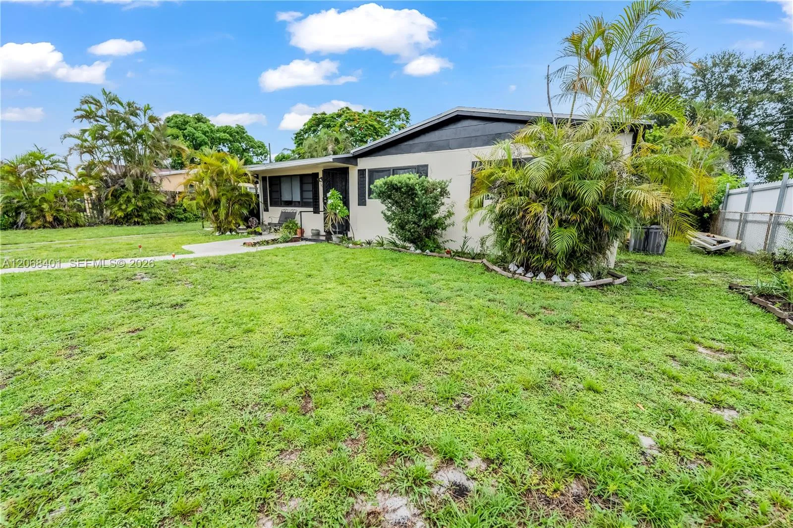 1365 NW 192nd Ter, Miami Gardens, FL 33169 photo 3