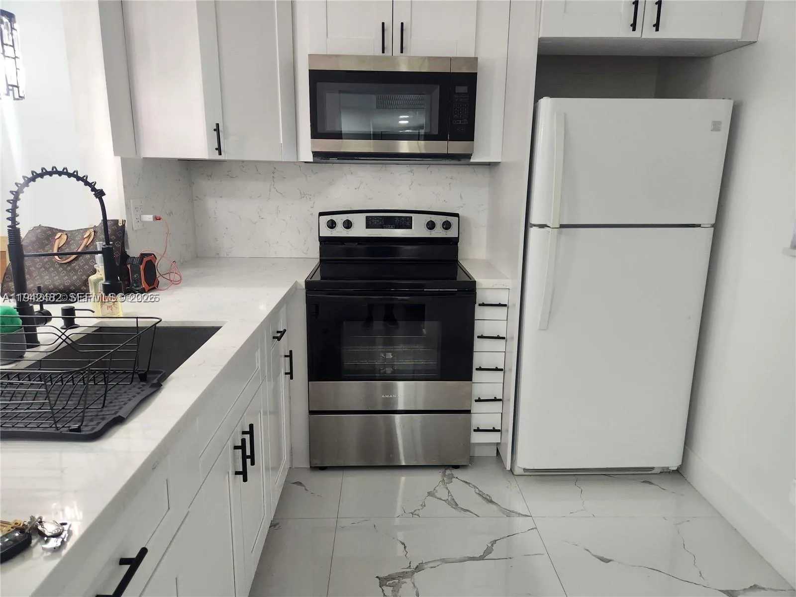 5001 NW 34th St # 305, Lauderdale Lakes, FL 33319 — zdjęcie 2