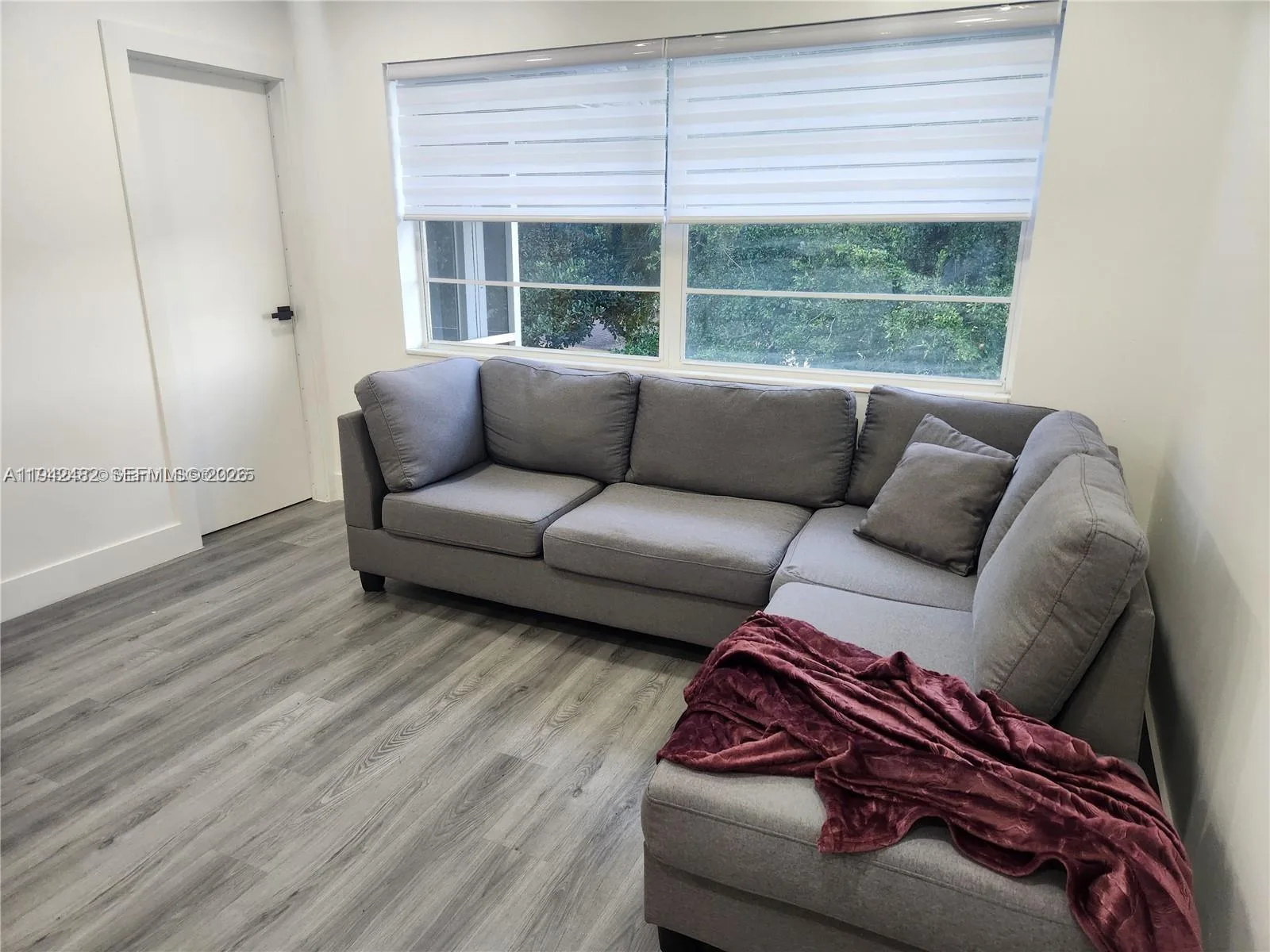 5001 NW 34th St # 305, Lauderdale Lakes, FL 33319 — zdjęcie 3