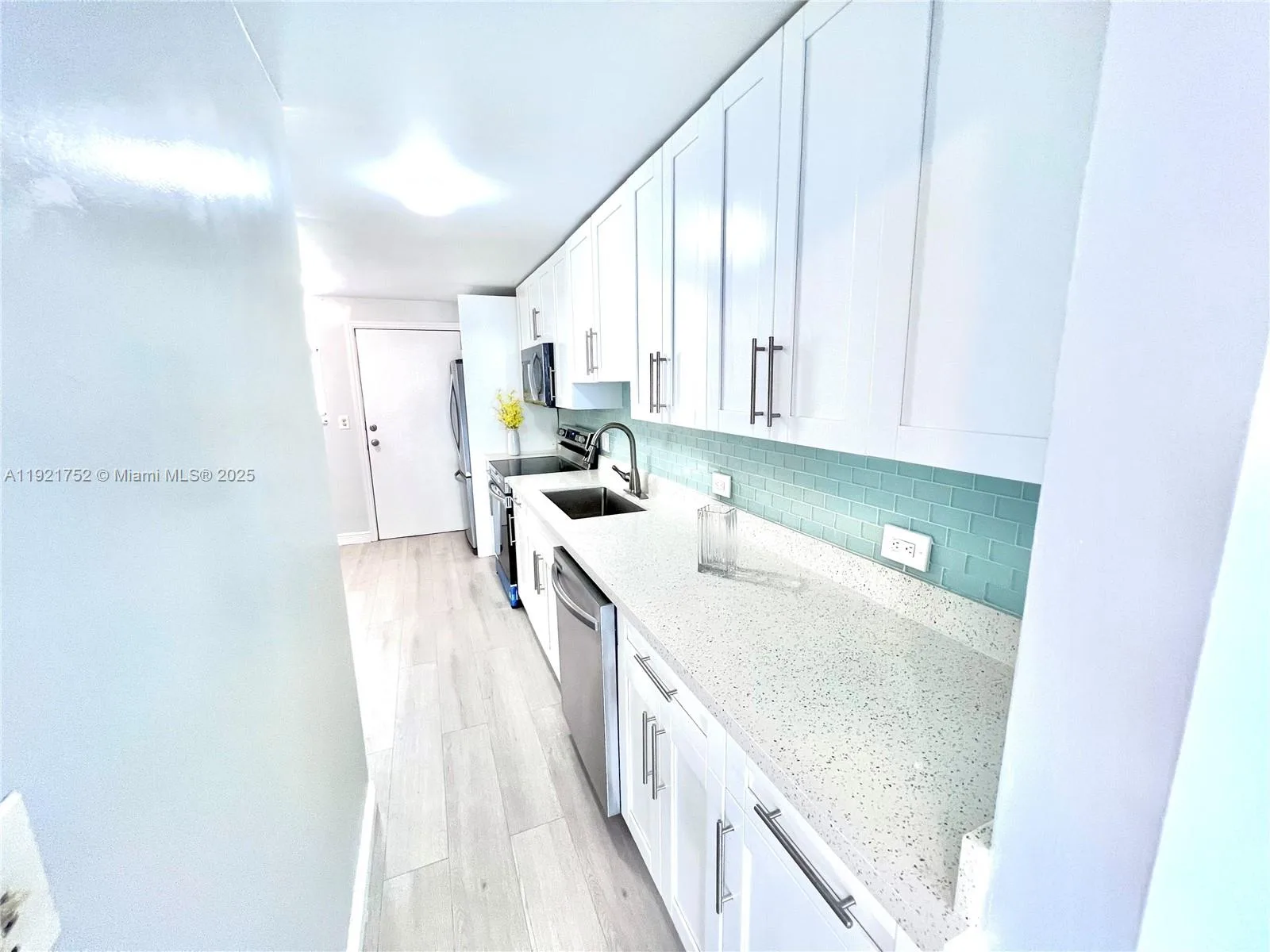 3660 NE 166th St # 505, North Miami Beach, FL 33160 photo 4