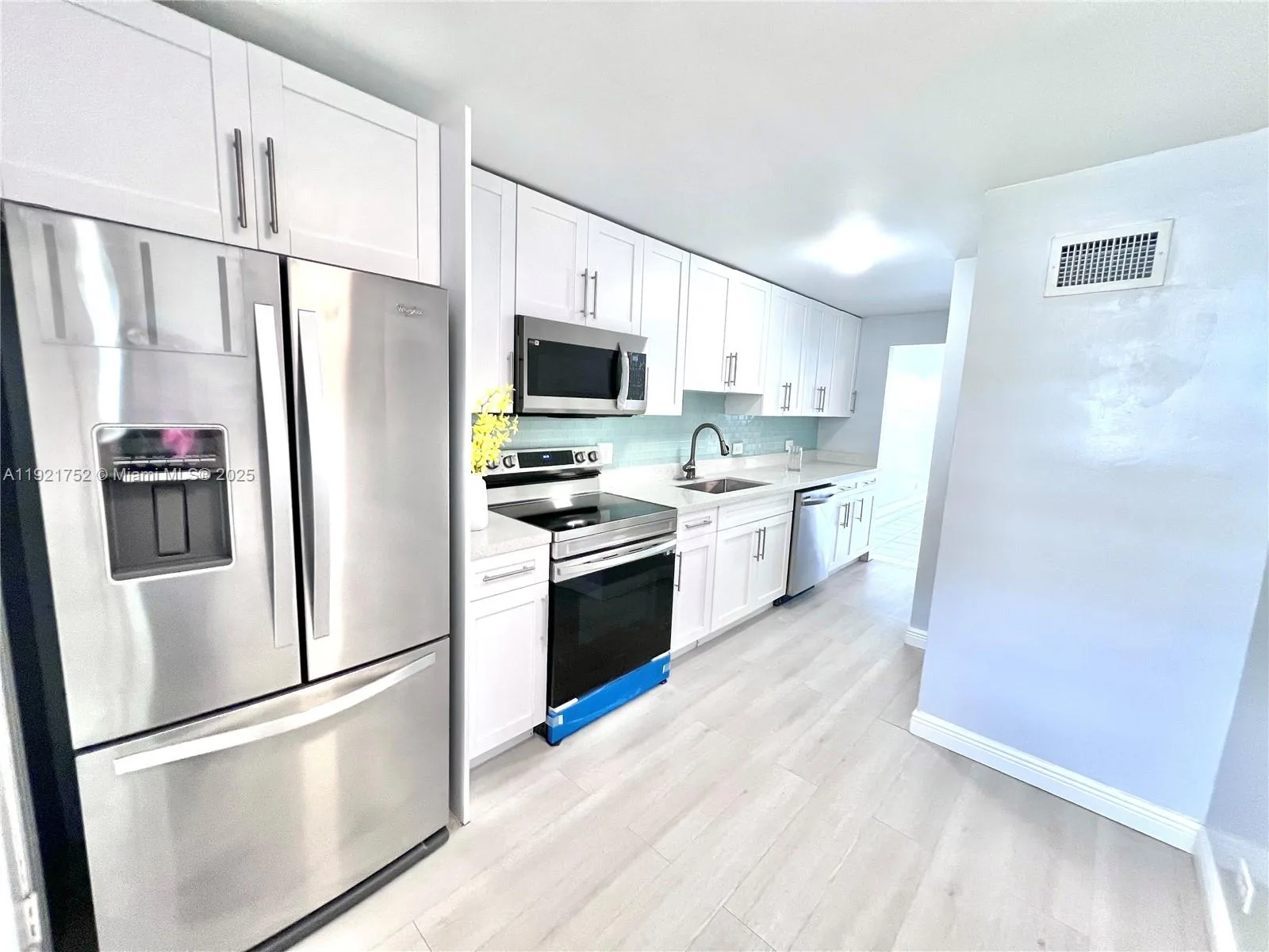 3660 NE 166th St # 505, North Miami Beach, FL 33160 photo 5