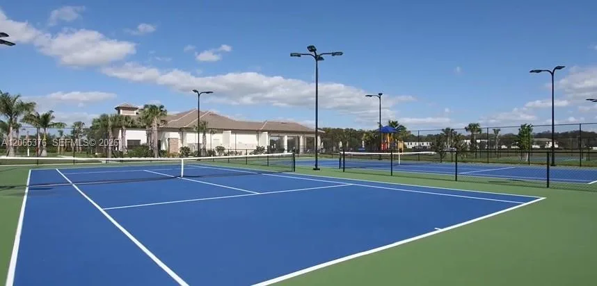14008 Oviedo Pl, Fort Myers, FL 33905 photo 5