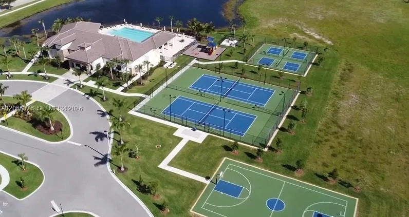 14008 Oviedo Pl, Fort Myers, FL 33905 photo 6