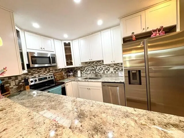 2005 5TH Street, Vero Beach, FL 32962 photo 7