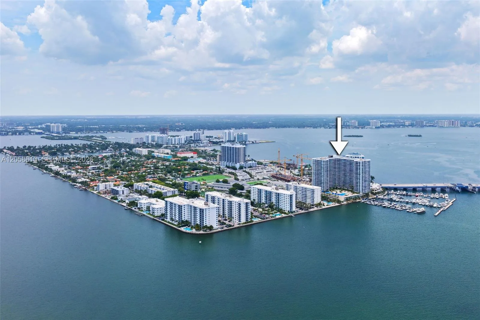 7601 E Treasure Dr # 2124, North Bay Village, FL 33141