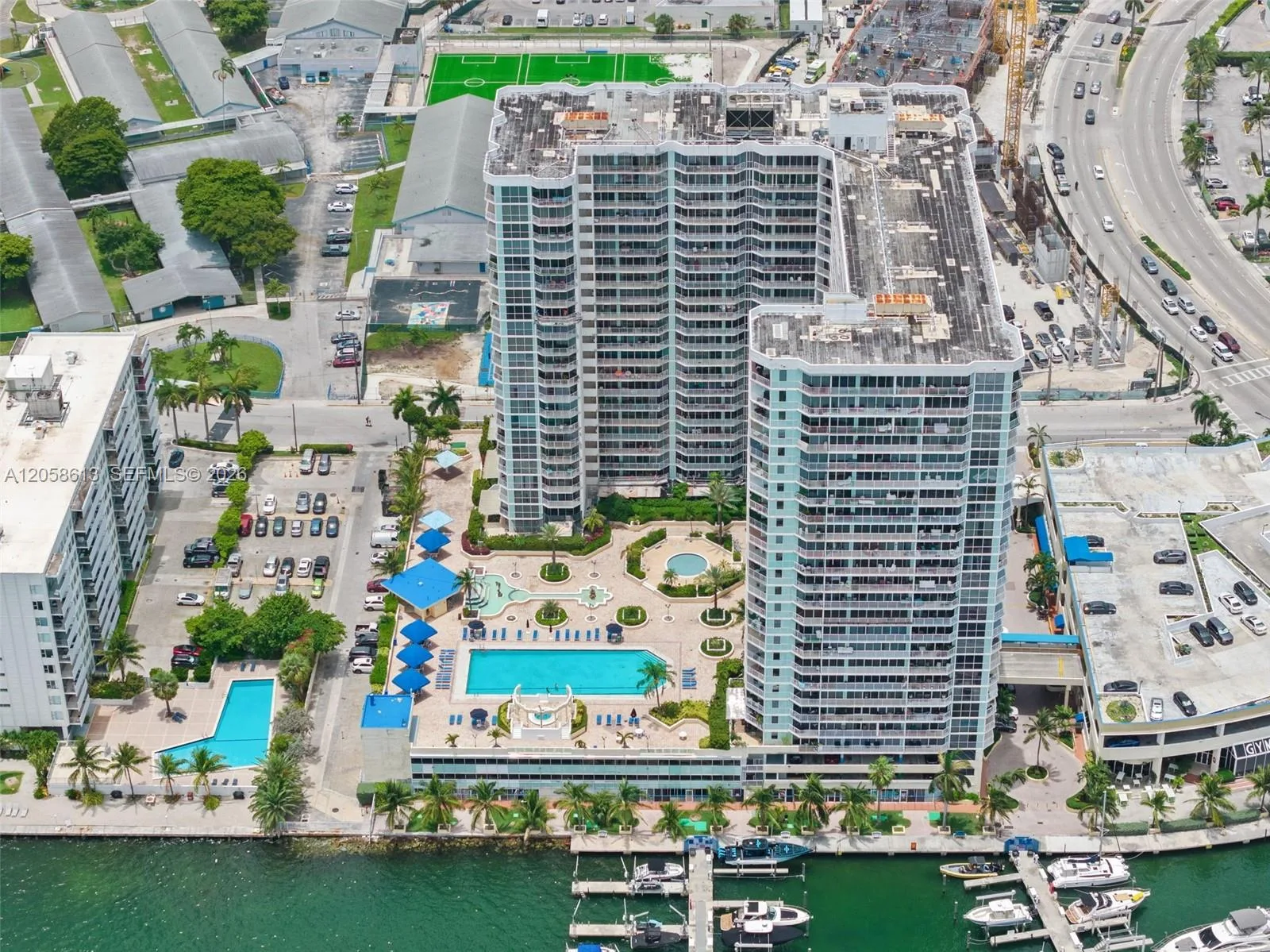 7601 E Treasure Dr # 2124, North Bay Village, FL 33141 photo 6