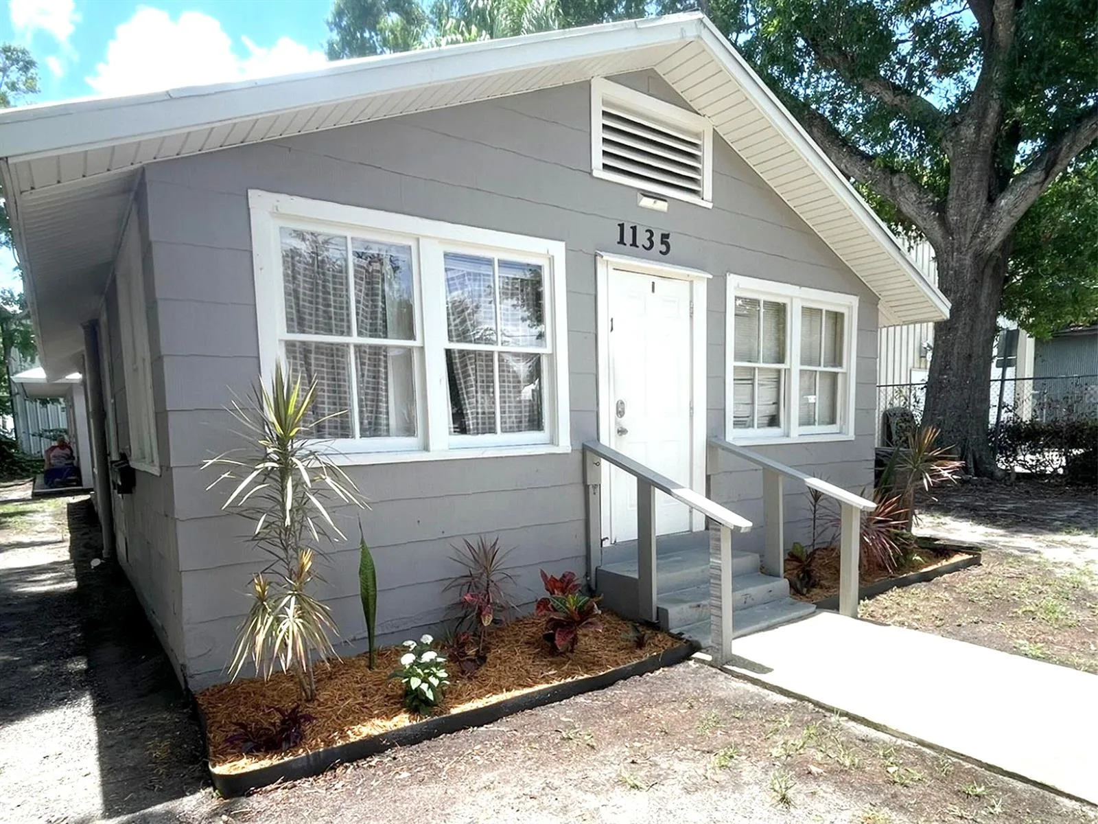 1135 17th Place, Vero Beach, FL 32960